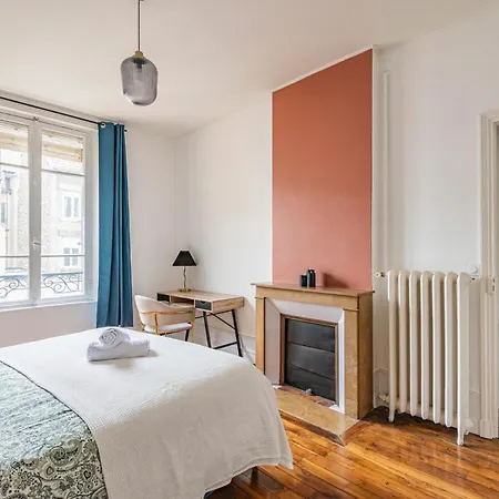 The Jeanne D'arc - Center - Cathedral *